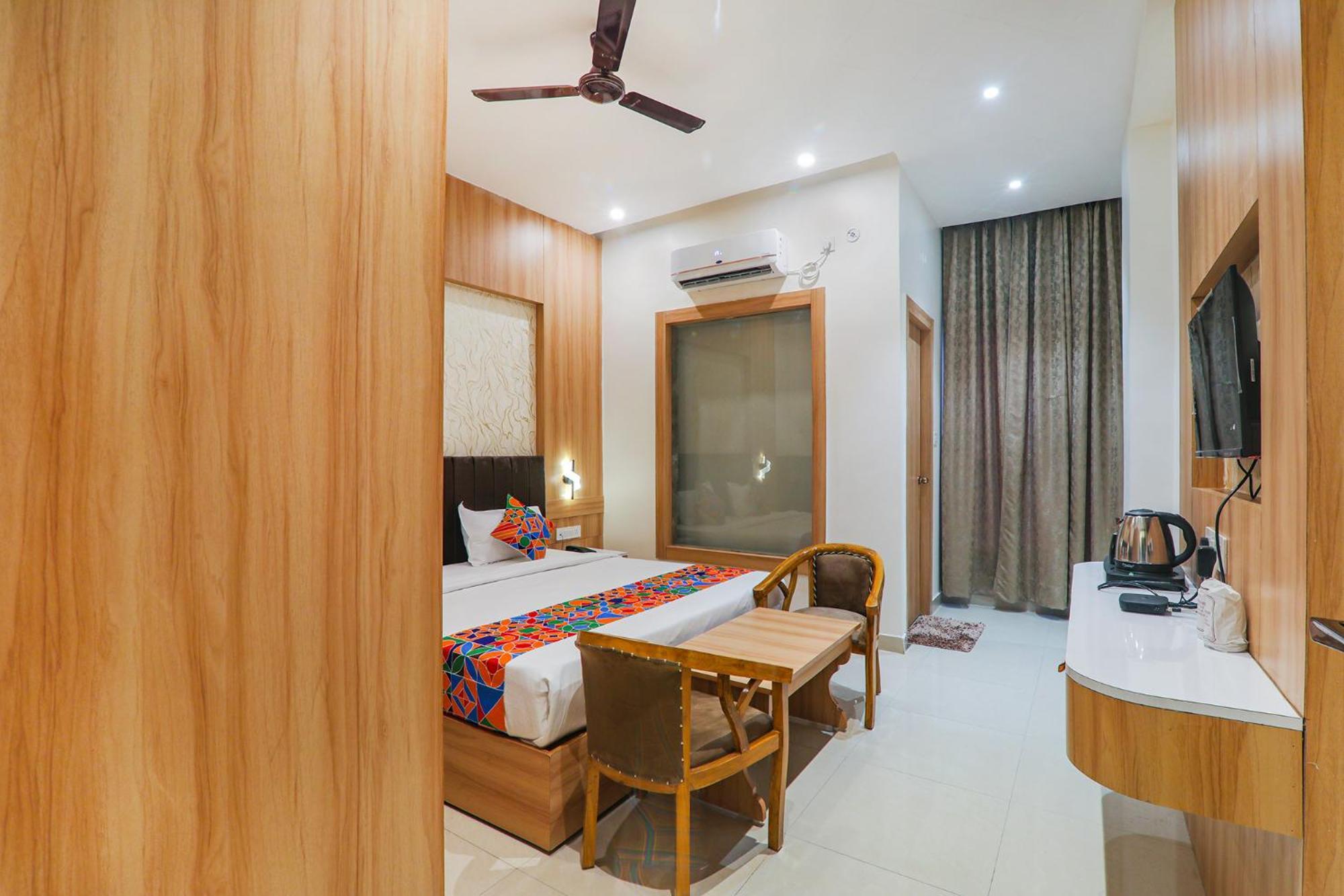 Fabhotel Raj Palace Lucknow Dış mekan fotoğraf